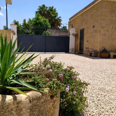 Masseria Le Dimore Bed & Breakfast