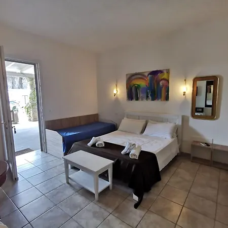 Bed & Breakfast Masseria Le Dimore 2*
