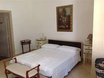 فندق مبيت وإفطار Masseria Le Dimore 3*