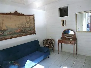 فندق مبيت وإفطار Masseria Le Dimore 3*